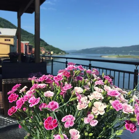 Hammerstuene Mat - Og Gjestgiverier