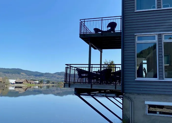 Hammerstuene Mat - Og Maison d'hôtes Surnadal